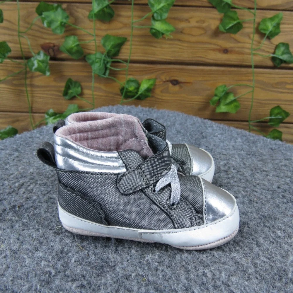 Ro+Me by Robeez Infant 0-6M Gray Silver Synthetic Crib Shoes Soft Sole